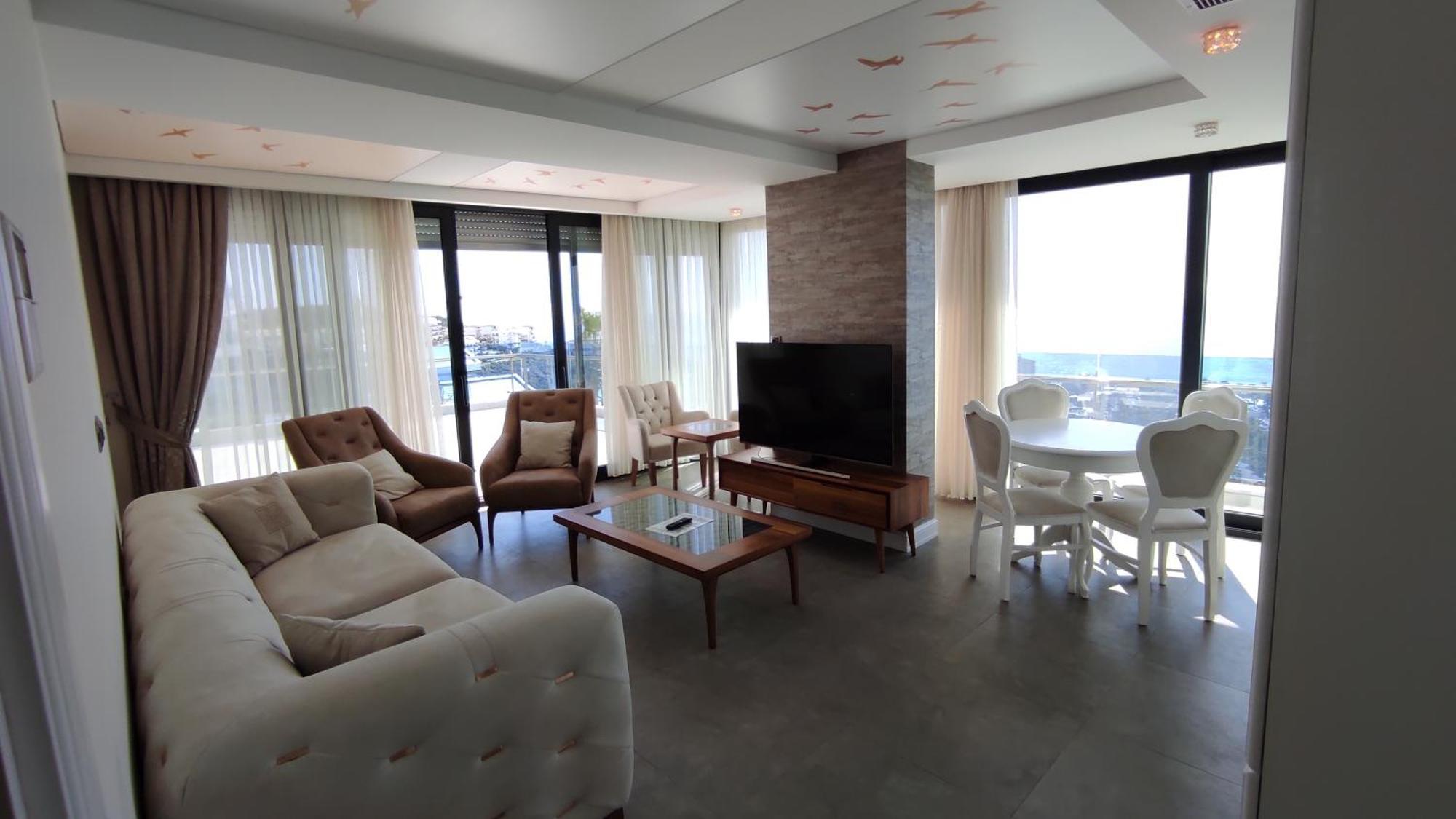 Hotell Elite Luxury & 5*