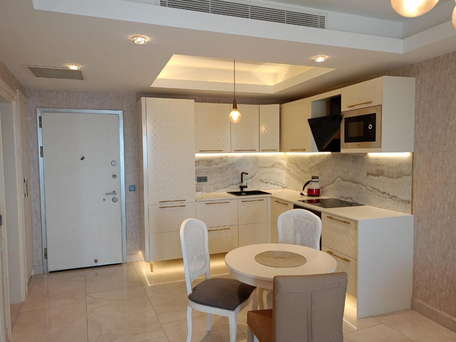 Elite Luxury & Hotell
